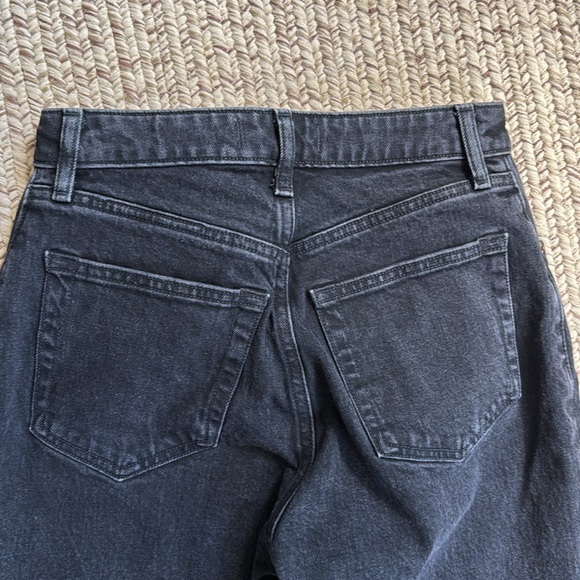 Abercrombie & Fitch- 90s Relaxed Jean High Rise - Picture 6 of 6